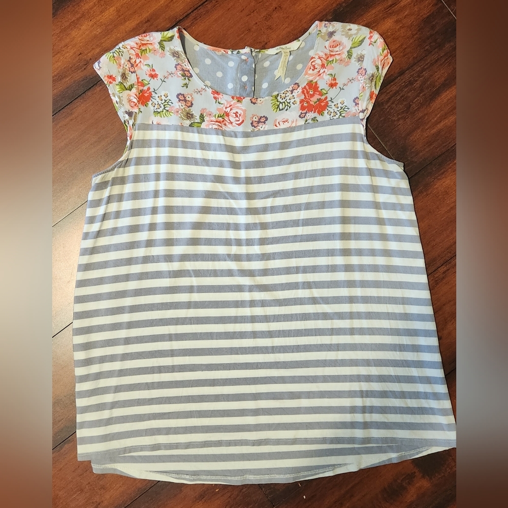 Matilda Jane Women's top size Large